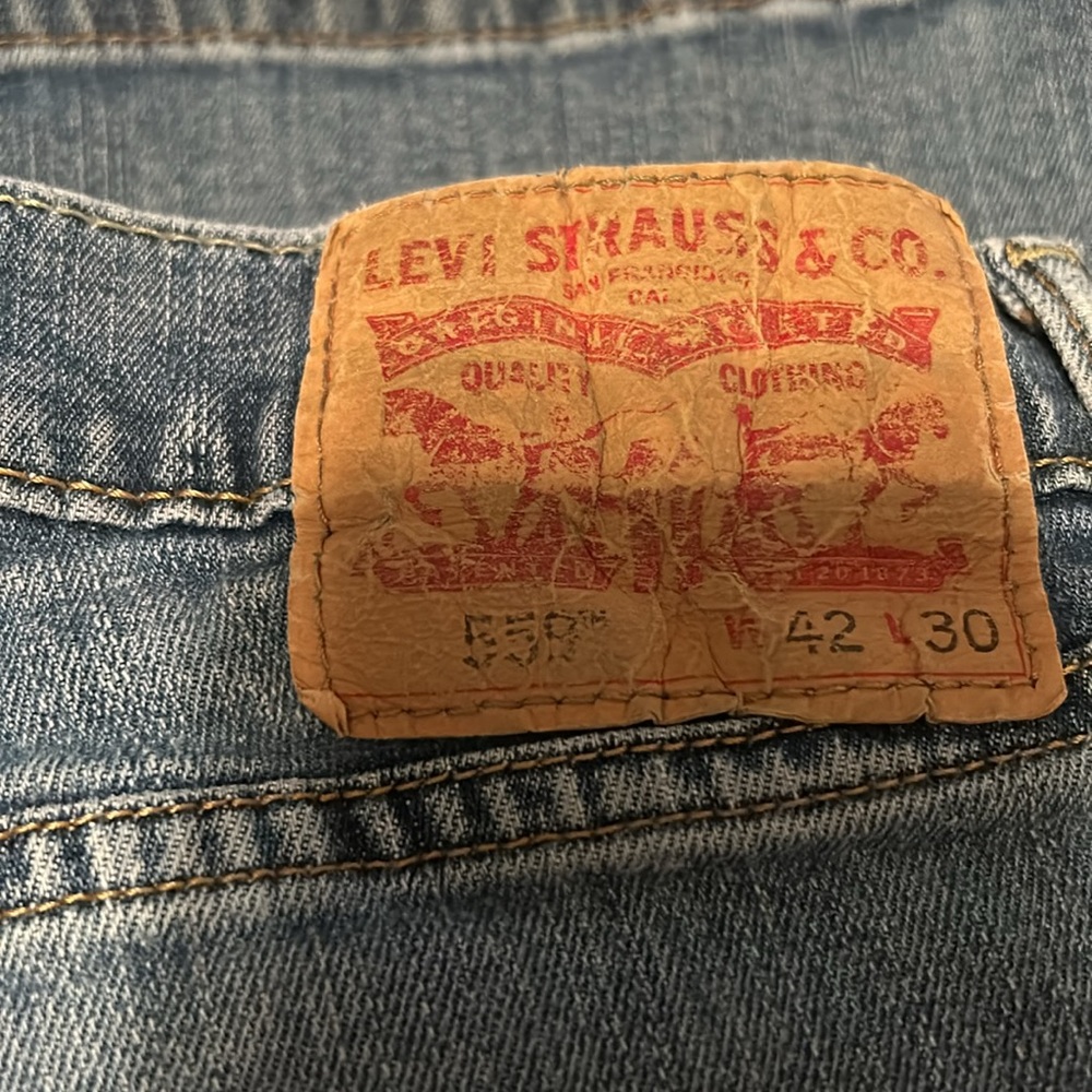 Levi’s Men’s Jeans 42x30 - Picture 2 of 5